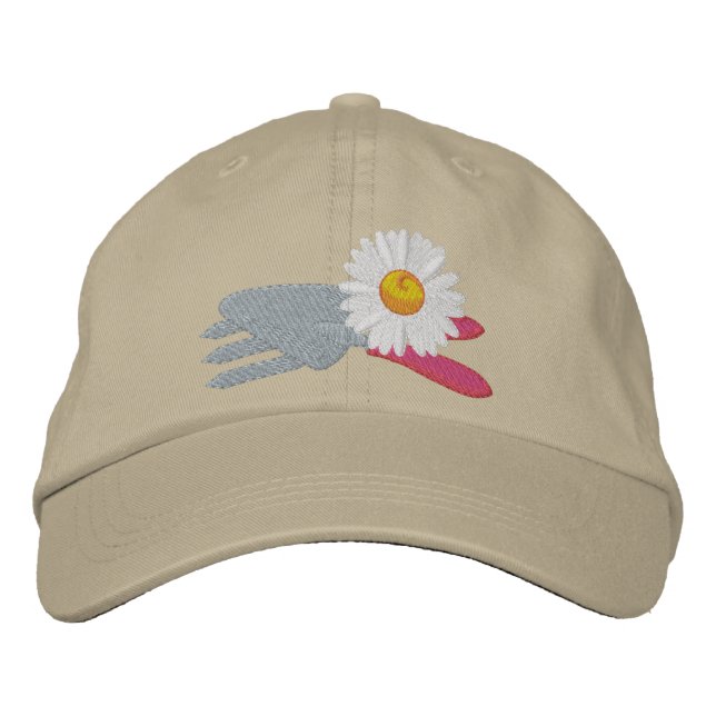 Casquette Brodée Daisy avec outils de jardin (Devant)