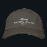 Casquette Brodée Drôle officiel de la bière Pong Champion du jeu de<br><div class="desc">Le casquette idéal pour tous ceux qui aiment jouer au bières. Ce casquette de baseball drôle présente les mots "Champion officiel de Beer Pong" et votre nom personnalisé ci-dessous (ou remplacer par votre libellé). Modifiez facilement la couleur du texte et du casquette. Que vous soyez un novice ou un champion,...</div>
