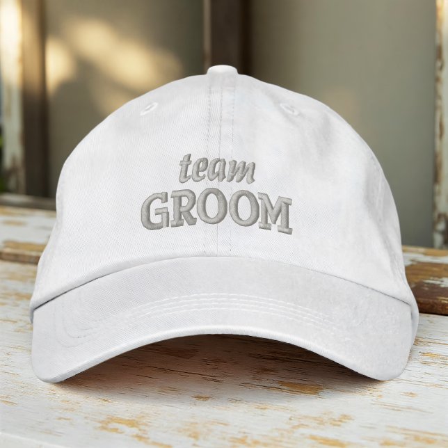 Casquette Brodée Équipe Marié Moderne Simple Typographie Mariage (Créateur téléchargé)