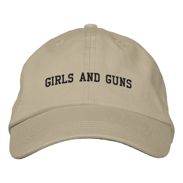 Casquette Brodée FILLES et ARMES (Devant)