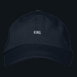 Casquette Brodée KING marine Couleur parfaite pour un style sophist<br><div class="desc">Casquette de la Marine avec broderie de texte "King". Confortable,  réglable et parfait pour un style sophistiqué.</div>