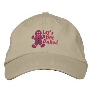 Casquette Brodée Let's Get Baked dit Gingerbread Homme en rose