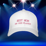 Casquette Brodée Meilleure Maman Sur La Planète<br><div class="desc">Meilleure Maman Sur La Planète Brodée Casquette De Baseball. Ce Casquette de baseball est montré en blanc avec broderie rose. Parfait pour la Fête des Mères,  Cadeaux d'Anniversaire,  Cadeaux de Noël ou à tout moment.</div>