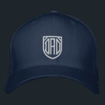 Casquette Brodée Papa Simple Typographie Moderne Personnalisé<br><div class="desc">Le Casquette de baseball brodé personnalisé Papa est un simple texte brodé moderne "Papa". Parfait comme cadeau pour papa pour la Fête des pères,  Noël,  anniversaire et plus. Créé par Evco Studio www.zazzle.com/store/evcostudio</div>