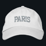 Casquette Brodée PARIS Broderie grise sur fond blanc<br><div class="desc">PARIS Chapeau en coton blanc avec broderie grise. Fait un merveilleux cadeau pour quiconque aime Paris France ! Si vous préférez avoir votre texte personnel, sélectionnez simplement le bouton « Personnaliser ce modèle » pour entrer votre choix de texte personnalisé. La broderie est également personnalisable avec d'autres choix de couleurs...</div>