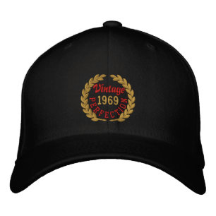 Casquette Brodée Personalized YEAR Perinfection Laurels Embroidery