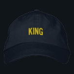 Casquette Brodée Personnalisé KING Brodé Style Marine-Casquette aju<br><div class="desc">Élevez votre garde-robe décontractée avec le Casquette ajustable personnalisé KING Text. Doté d'une impressionnante broderie "KING" en caractères gras,  ce casquette de marine allie style et confort. La sangle réglable assure un ajustement douillet et personnalisé pour une tenue toute la journée.</div>