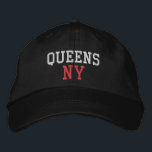 Casquette Brodée QUEENS NY Simple blanc et rouge sur noir<br><div class="desc">QUEENS NY Brodé blanc et rouge sur casquette en coton noir. La broderie est personnalisable à d'autres choix de couleurs en sélectionnant le bouton "Modifier la conception" de l'outil. Vous pouvez également choisir la couleur du casquette sur la page principale de l'article.</div>