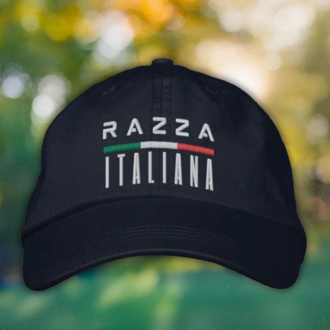 Casquette Brodée Razza Italiana - Embroidered Italian Pride Hat (Razza Italiana (Italian Roots)
Embroidered Baseball Cap with Italian Flag accent)