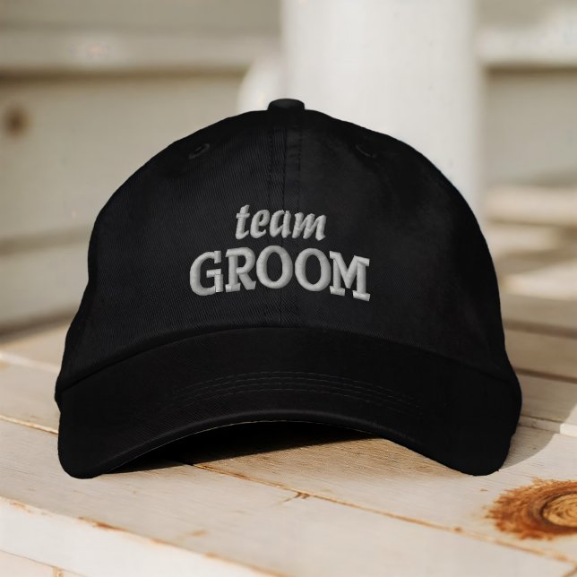 Casquette Brodée Team Groom Modern Simple Typographie Mariage (Créateur téléchargé)