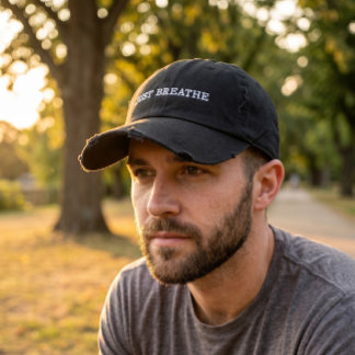 Casquette Brodée Visage d'art en ligne minimaliste | Santé mentale