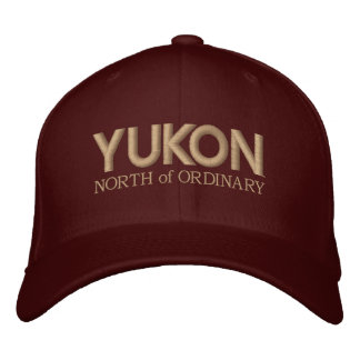 Casquette Brodée Yukon, au nord de la broderie ordinaire