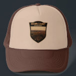 Casquette Brown County State Park Indiana Badge<br><div class="desc">Brown County State Park oeuvre dans un style badge. Le parc est de loin le plus grand des 24 parcs d'état de l'Indiana,  et occupe 5 776 acres,  ce qui en fait l'un des plus grands parcs d'état des États-Unis.</div>