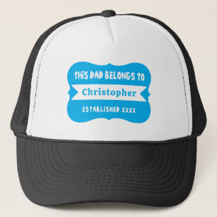 Casquette Ce papa appartient à nom personnalisé année bleu