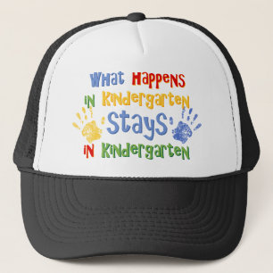 Casquette Ce qui se produit dans le jardin d'enfants
