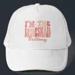 Casquette C'est moi Salut Je suis la demoiselle d'honneur C'<br><div class="desc">Présentant notre chapeau de camionnette personnalisé "It's Me Hi I'm the Bridesmaid" - un ajout fabuleux à votre équipe de servantes d'honneur. Ce casquette rose corail de pêche tendance et mignon est plus qu'un simple chef-d'oeuvre ; c'est une expression élégante de votre rôle dans la fête de la mariée. Doté...</div>