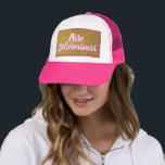 Casquette Chapeau de camion<br><div class="desc">Montrez à votre cool avec le casquette de ce camionneur rose avec une fausse parties scintillant en or qui dit "pure déception". C'est génial pour les jours de "mauvais cheveux". Customisez-le pour que les mots lisent ce que vous voulez.</div>