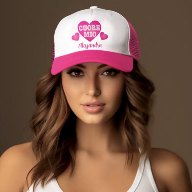 Casquette Chapeau de camion personnalisé Cuore Mio (Cuore Mio ("My Heart" in Italian
Pink Personalized Pink Trucker Hat)
