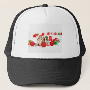 Casquette Chat portant un ornement de Noël au chapeau rouge 