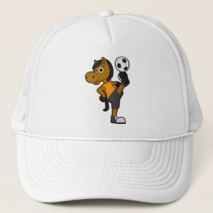 Casquette Cheval comme joueur de football avec balle de foot