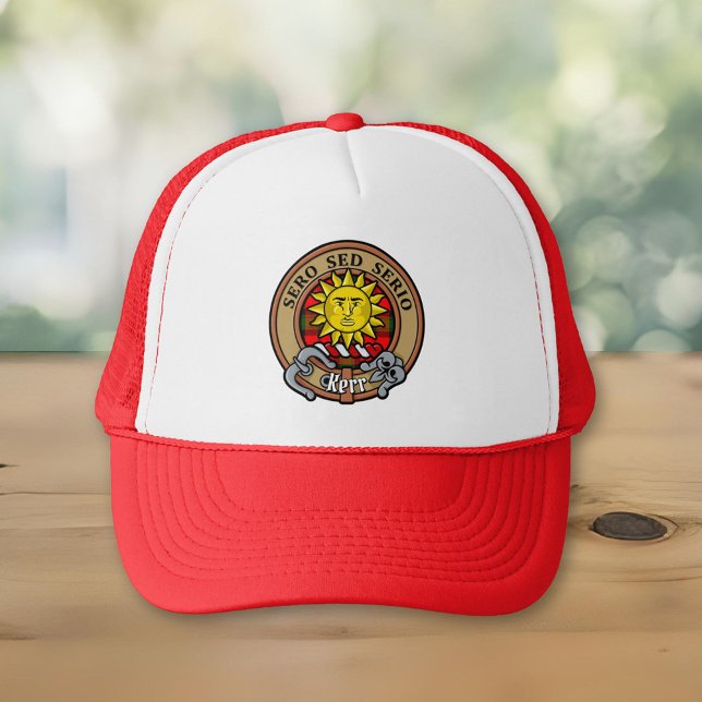 Casquette Clan Kerr Crest sur Tartan (Créateur téléchargé)