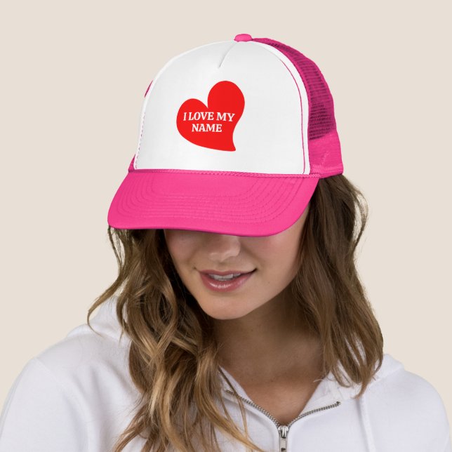 CASQUETTE COEUR ROUGE TRENDY J'AIME MA VALENTINE ROMANTIQUE  (En situation)
