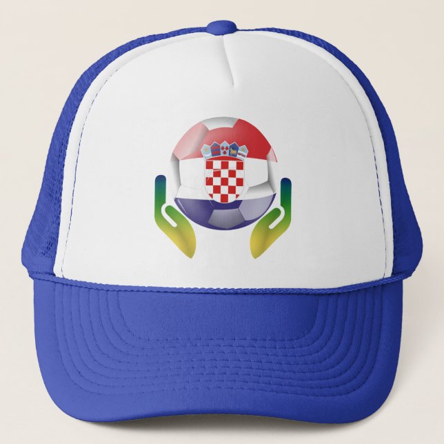 Casquette Croatie football entre des mains protégées (Devant)