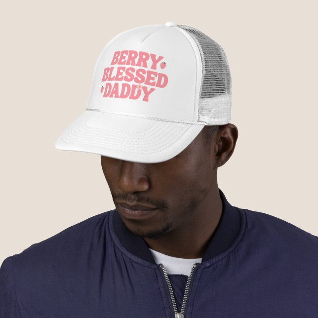 Casquette Cute Strawberry Berry Blessed Daddy Pink Birthday (En situation)