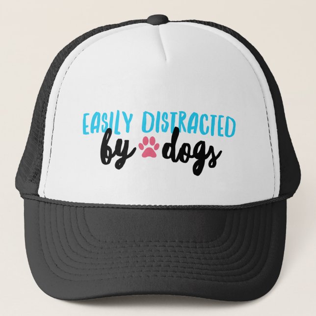 Casquette de camionneur distraite par les chiens (Devant)