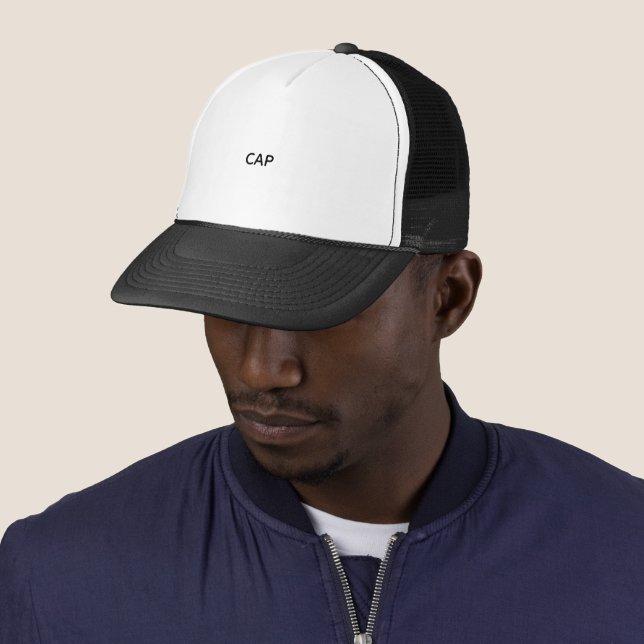 Casquette de camionneur noir et blanc avec le text (En situation)