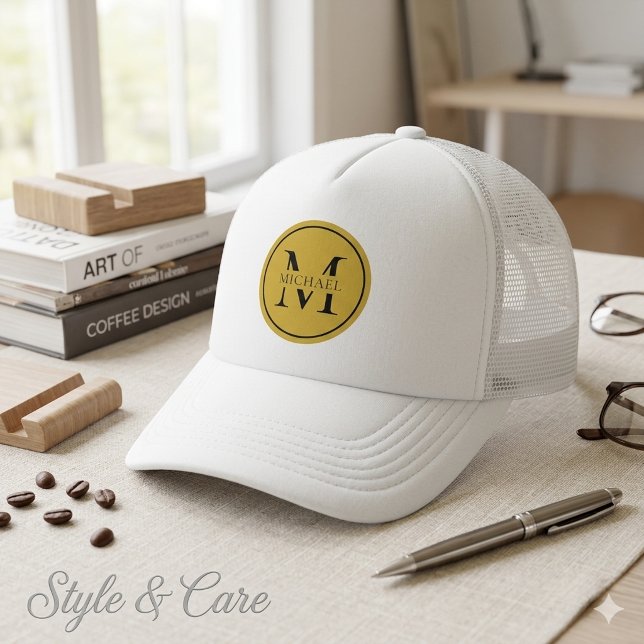 Casquette de camionneur stylée à monogramme sophis (Sophisticated Monogram Stylish Trucker Cap)