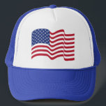 Casquette de drapeau américain classique<br><div class="desc">Un drapeau américain classique rouge, blanc et bleu agitant donne à ce casquette un style patriotique. Portez ce casquette américain pour la fête de l'Indépendance, la fête du Travail, la fête du Souvenir, la fête des vétérans, ou n'importe quel jour!</div>