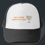 CASQUETTE DE HANOUKKA JE LE FAIS PENDANT HUIT<br><div class="desc">CECI JE LE FAIS QUE HUIT NUITS DANS UN CASQUETTE DE HANOUKKA DE RANGÉE PEUVENT ÊTRE PORTÉES TOUTE L'ANNÉE AVEC FIERTÉ JUIVE.</div>