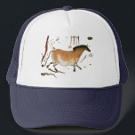 Casquette Dessins de grotte Lascaux<br><div class="desc">Dessins de grotte - Célèbre Art paléolithique préhistorique de Lascaux - le Cheval Chinois Cette magnifique image de cheval "chinois" est un pictographe de cheval, estimé à 20 000 ans. Le dessin de la grotte provient de la fameuse grotte française Lascaux, située en Dordogne en France, où il y a...</div>