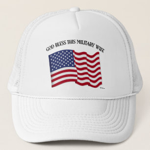 Casquette DIEU BÉNISSE CETTE FEMME DE MILITAIRE avec drapeau