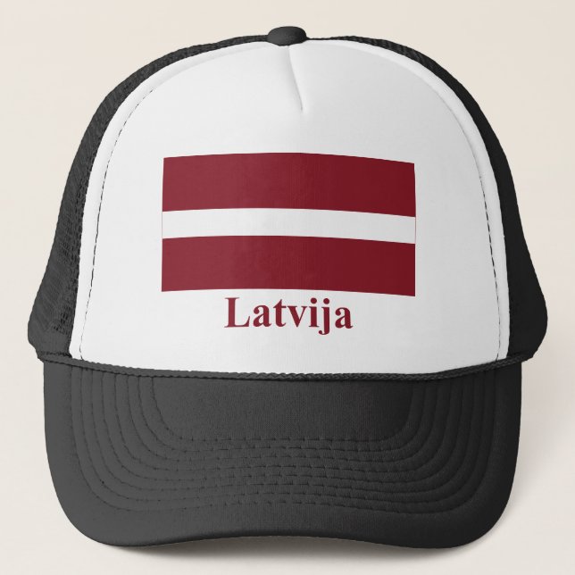 Casquette Drapeau de la Lettonie avec le nom dans le Latvian (Devant)