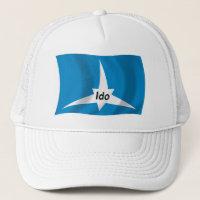 Drapeau Ido Chapeau