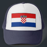 Casquette du drapeau croate<br><div class="desc">Ce camionneur qui porte le drapeau de la Croatie. Gardez la tête d'un cool avec un peu de flair croate.</div>