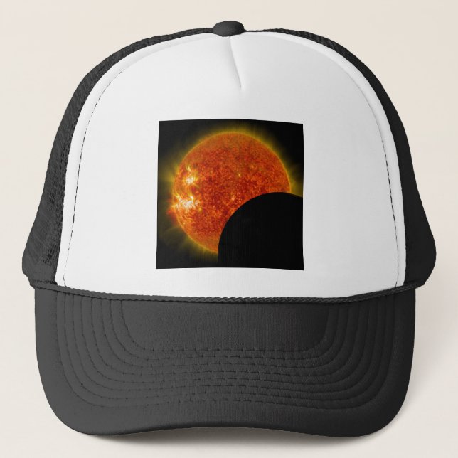 Casquette Éclipse solaire en cours (Devant)