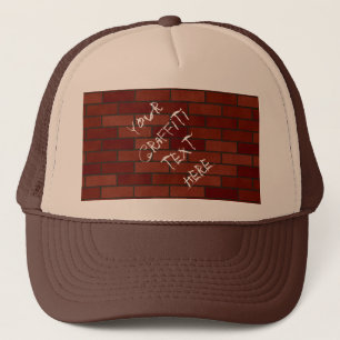 Casquette Écritures sur le mur de briques