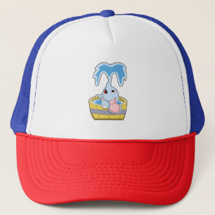 Casquette Eléphant avec baignoire remplie d'eau