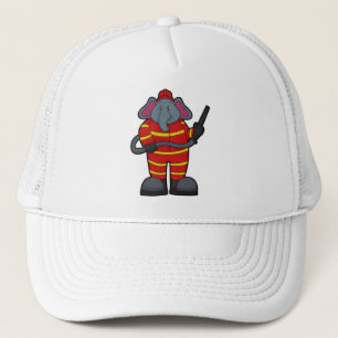 Casquette Elephant comme pompier avec tuyau
