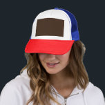 Casquette Élever votre look avec un costume professionnel po<br><div class="desc">Découvrez le charme d'un homme dans un costume et une cravate sophistiqués,  exubérant l'élégance contre un arrière - plan brun élégant. Parfait pour les tenues professionnelles et officielles. Soyez l'incarnation du succès !</div>