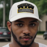 Casquette Enterrement de vie de garçon noir et or As de poke<br><div class="desc">Chapeau de fête de bachelor de thème de poker noir et or avec quatre as et enseigne de marquee. Personnalisez-le avec les détails de l'événement du marié.</div>