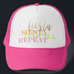 Casquette Final Fiesta Bachelorette Favoriser Personnalisabl<br><div class="desc">Fêtez votre Bachelorette avec une Finale Fiesta! Ce camionneur personnalisable qui est une grande faveur pour tous les invités d'une épique fête de bachelorette ! Le graphisme "Fiesta siesta tequila répétition" est coloré et lumineux avec la typographie moderne, donc peut être utilisé sur n'importe quelle couleur mais l'arrière - plan...</div>