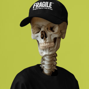 Casquette fragile je viens de tomber ma fille/Humour foncé E