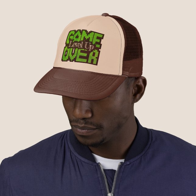 Casquette Game Over, Level Up : Aventure rétro en sandbox à  (En situation)