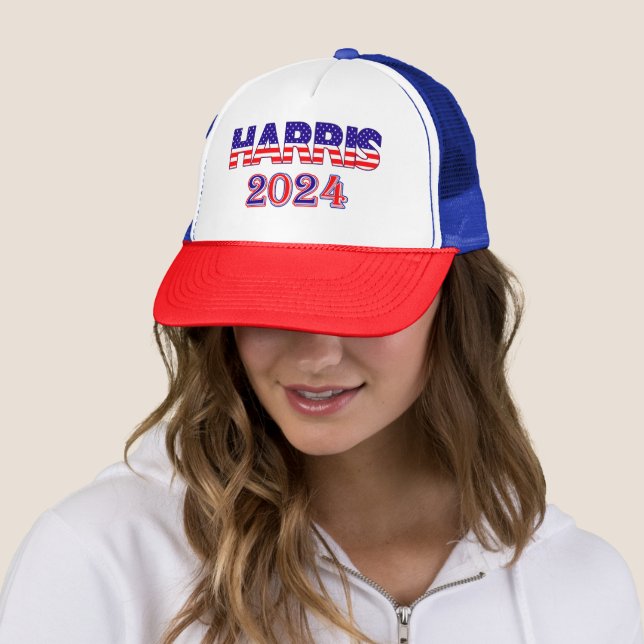 Casquette Harris 2024 Président Démocrate USA Texte du drape (En situation)