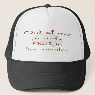 Casquette Hors de mon esprit, arrière en cinq minutes