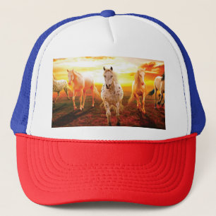 Casquette Horses at sunset throw pillow